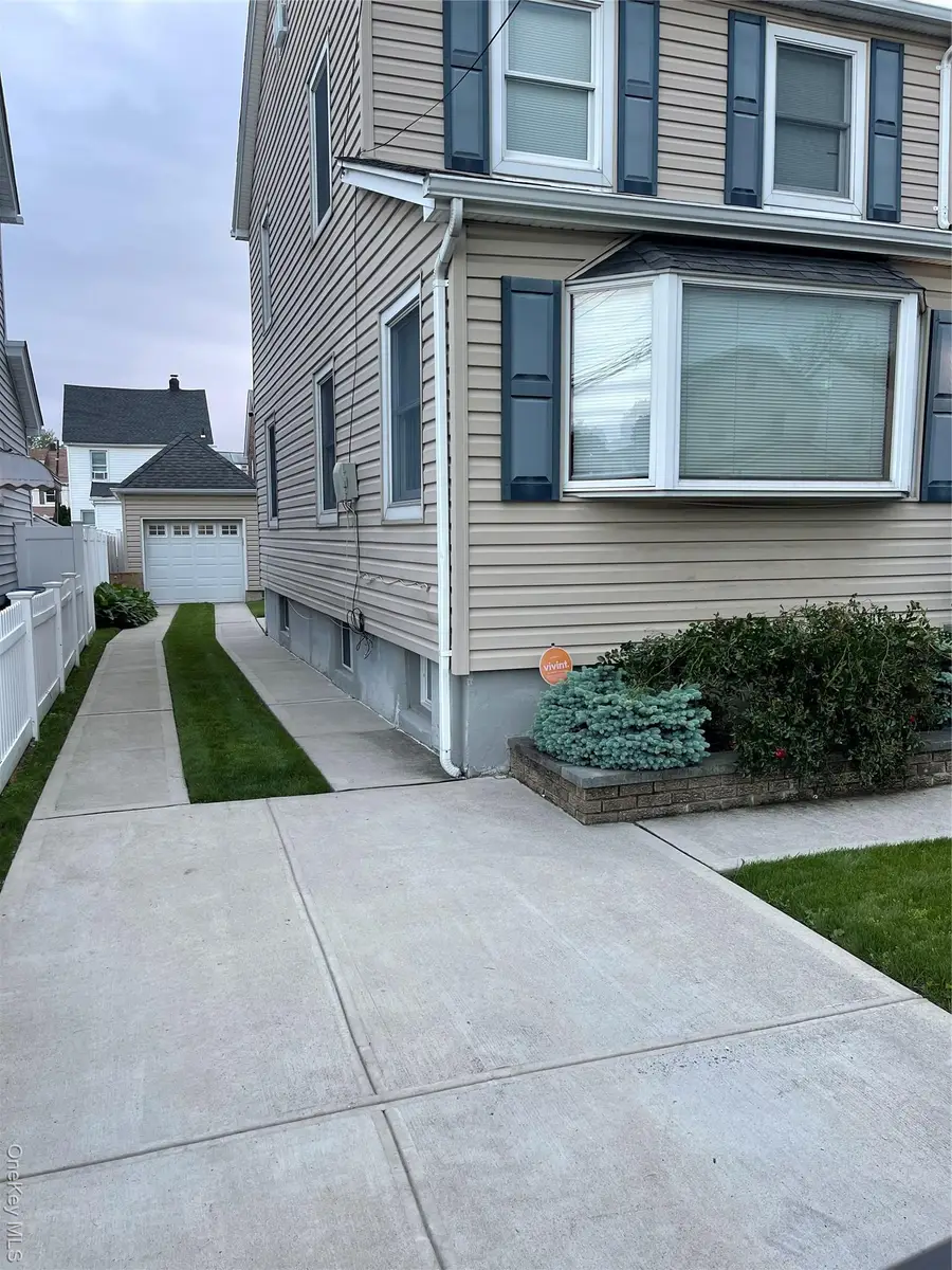 114-28 208th Street, Cambria Heights, NY 11411 - Image #2