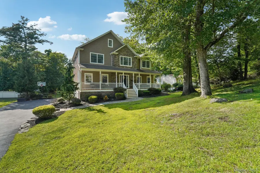 26 Summit Avenue, Tappan, NY 10983 - Image #2