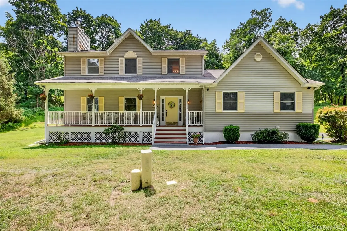 6 Summer Winds Court, Cornwall On Hudson, NY 12520 - Image #1