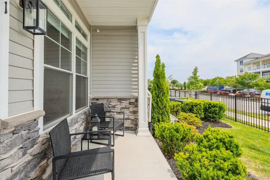 261 Silver Timber Drive, Yaphank, NY 11980 - Image #3