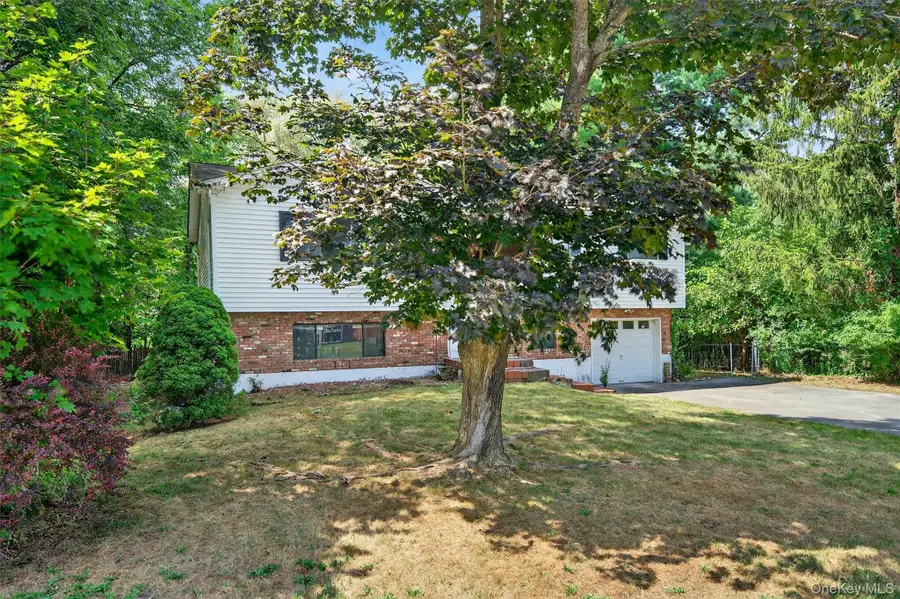 12 Westminister Drive, Middletown, NY 10940 - Image #2