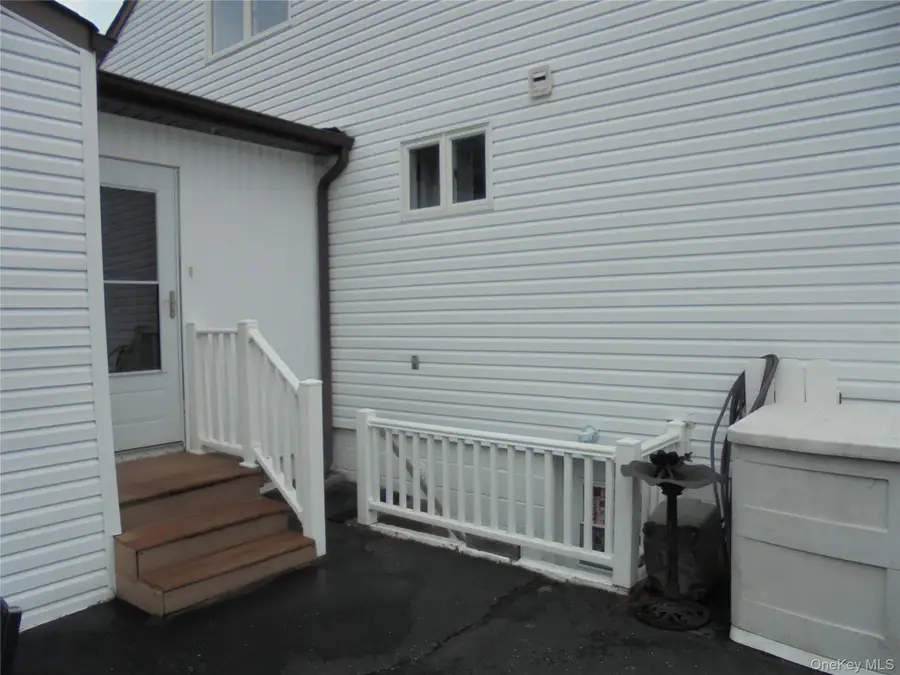 313 Decatur Avenue, Shirley, NY 11967 - Image #3