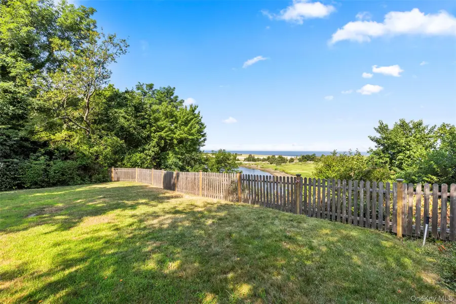 14 W Meadow Lane Extension, Stony Brook, NY 11790 - Image #2