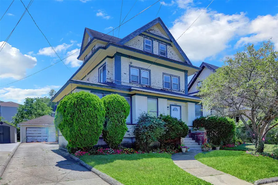 2871 Faber Terrace, Far Rockaway, NY 11691 - Image #2