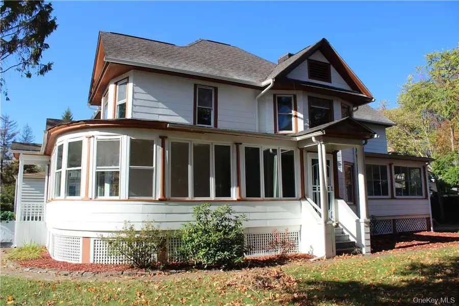 52 Warren Street, Ellenville, NY 12428 - #2