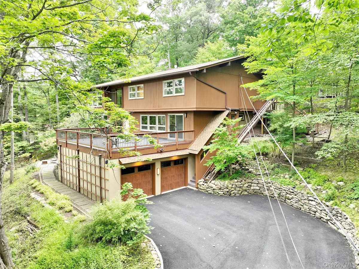 4 Steinway Court, Suffern, NY 10901 - #1