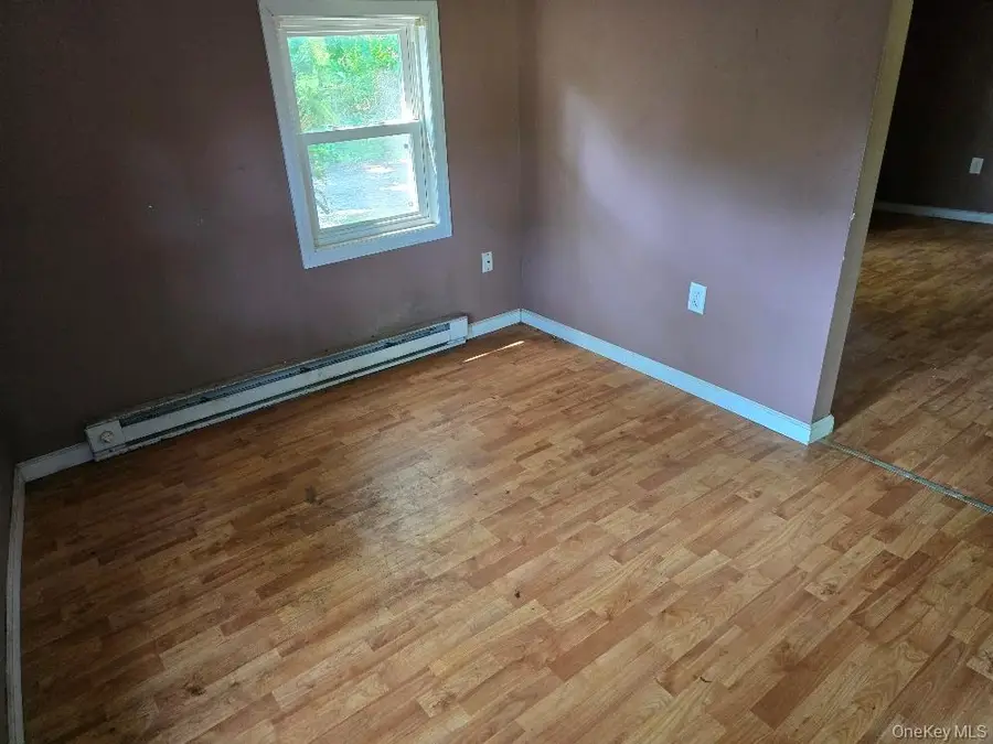 29 Bell Avenue, Aquebogue, NY 11931 - Image #3