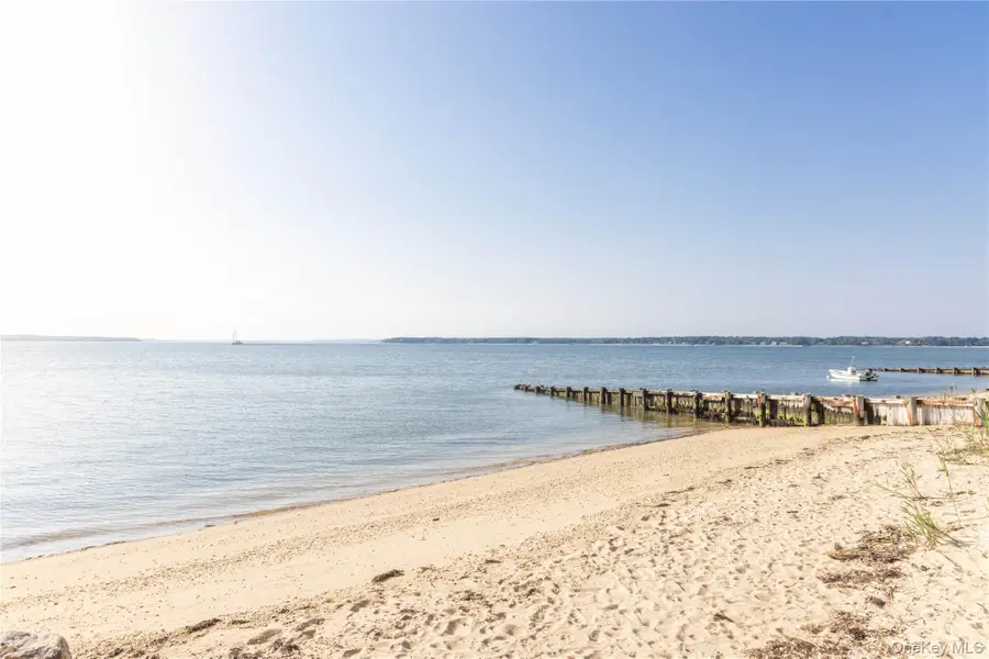 59600 Main Road, Southold, NY 11971 - Image #2