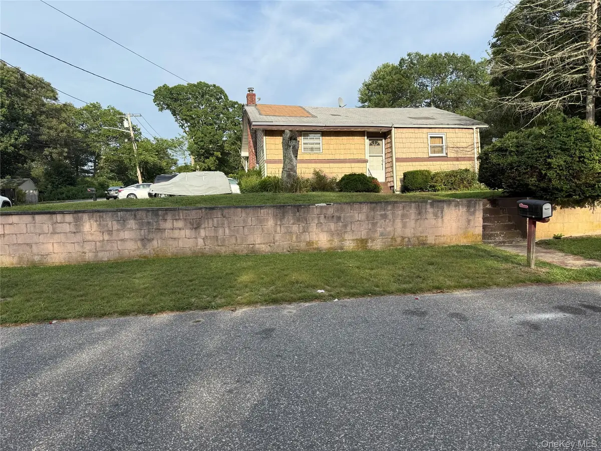 7 Margaret Drive, Coram, NY 11727 - Image #1