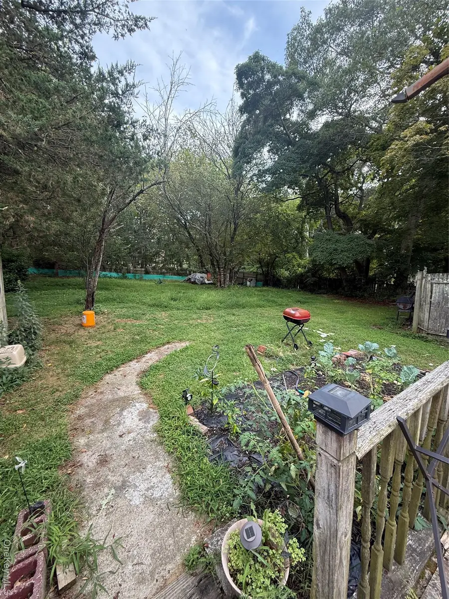 7 Margaret Drive, Coram, NY 11727 - Image #3