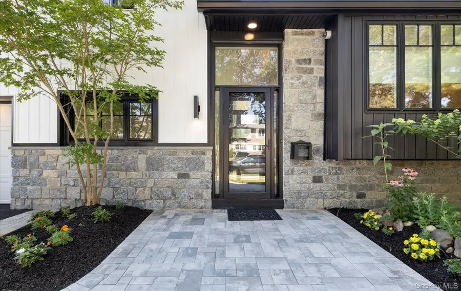 14 John Drive, Old Bethpage, NY 11804 - Image #3