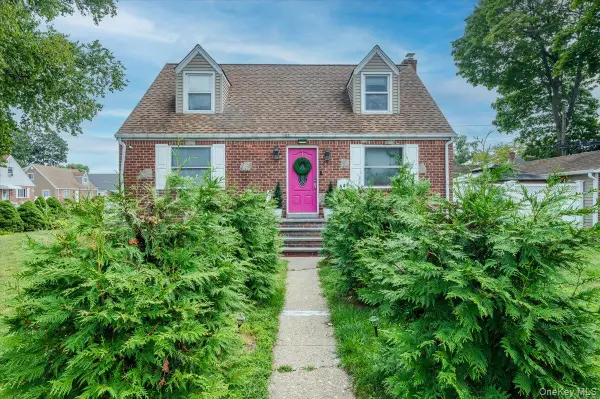 541 Bedford Avenue, Uniondale, NY 11553