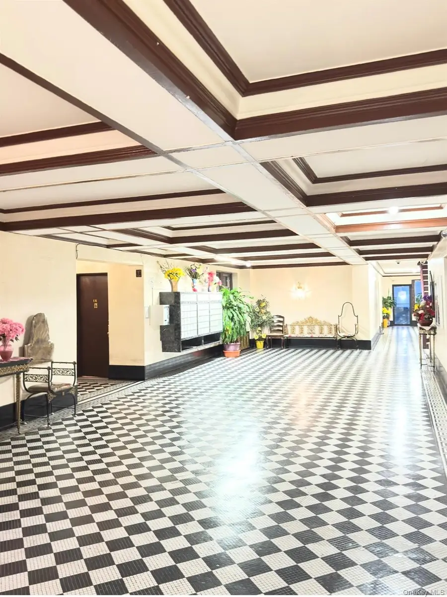 2925 Mathews Ave #2H, Bronx, NY 10467 - Image #3