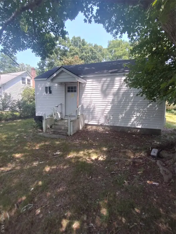 121 Woodland Drive, Mastic Beach, NY 11951