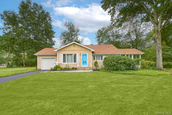 22 Daly Cross Road, Mount Kisco, NY 10549