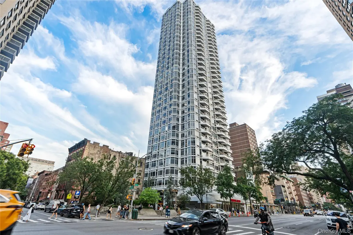 200 E 32nd Street #32A, Manhattan, NY 10016 - Image #1