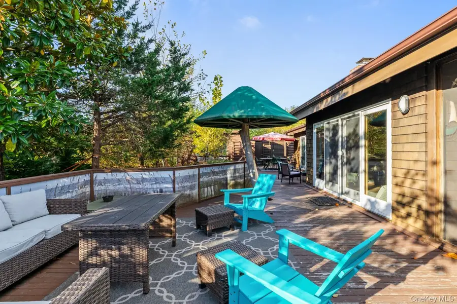 19 Crescent Avenue, Seaview, NY 11770 - Image #3