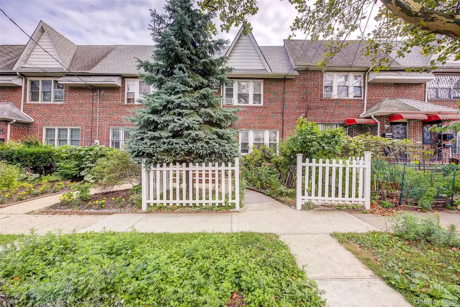 161-10 84th Road, Jamaica, NY 11432 - Image #2