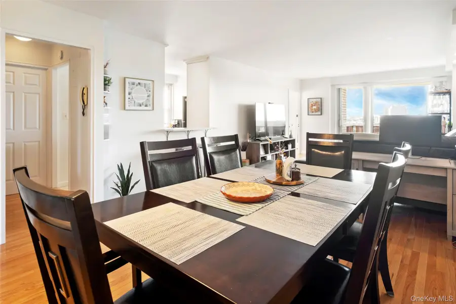 110-11 Queens Boulevard #14L, Forest Hills, NY 11375 - Image #3