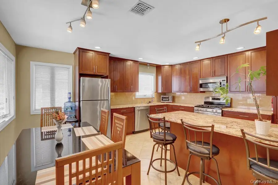 497 Nassau Avenue, Freeport, NY 11520 - Image #3