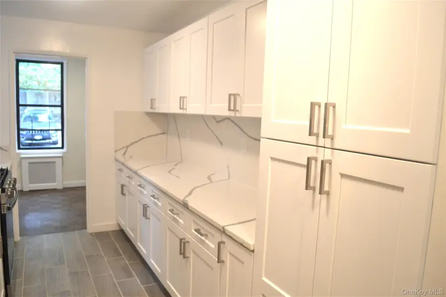 632 Warburton Avenue #3M, Yonkers, NY 10701 - Image #3