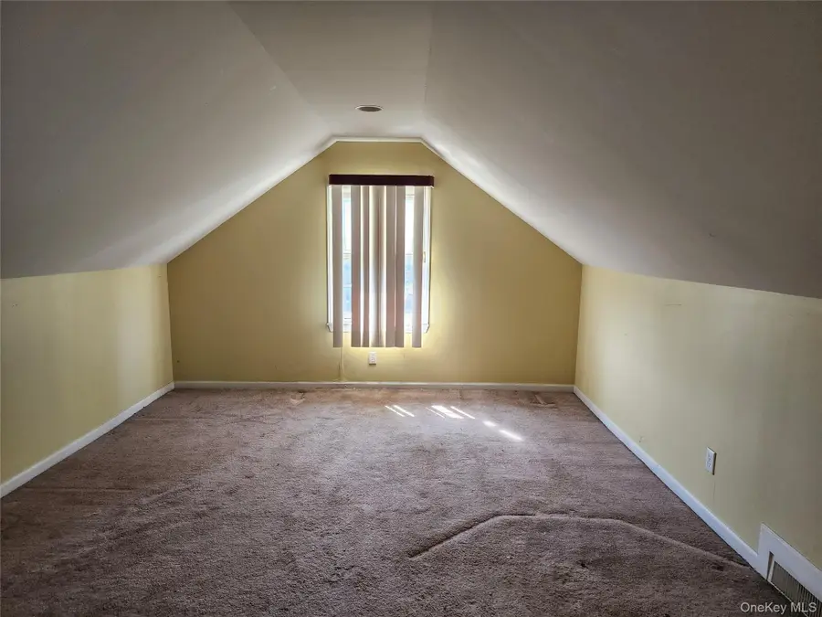 676 Sobo Avenue, Franklin Square, NY 11010 - Image #3