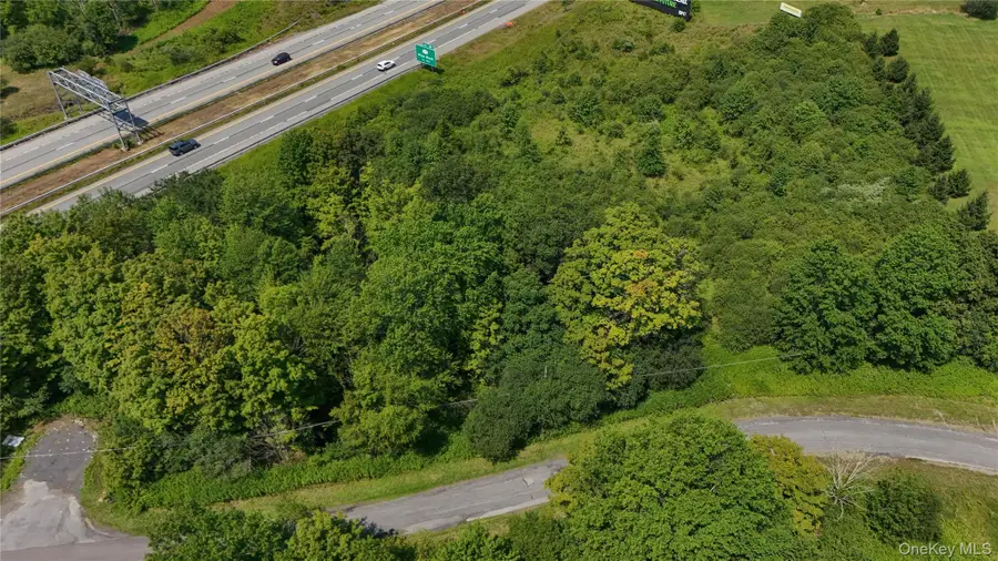 211 Midland Lake Road, Middletown, NY 10941 - Image #2