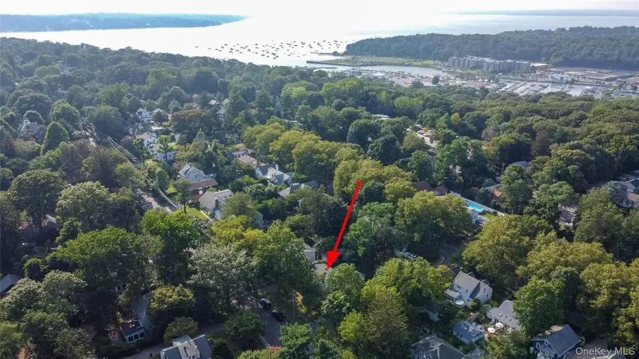 24 8th Avenue, Sea Cliff, NY 11579 - Image #3
