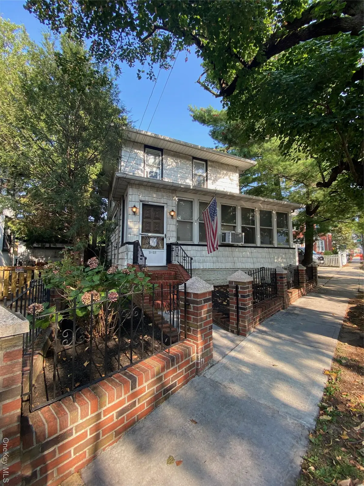 939 College Place, College Point, NY 11356 - Image #1