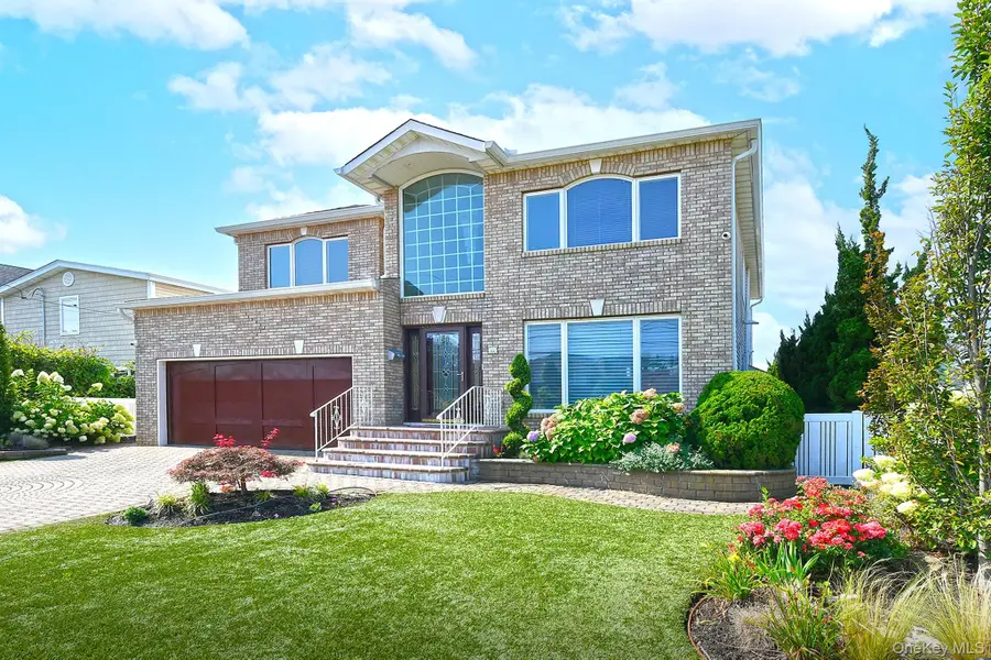 83 Fairwater Avenue, Massapequa, NY 11758 - Image #2