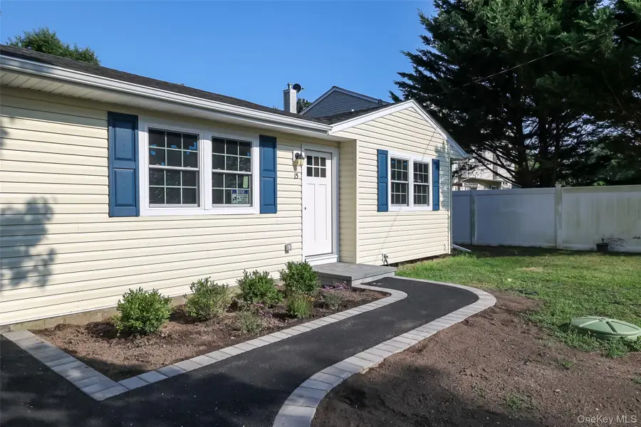 15 Maple Street, Wyandanch, NY 11798 - Image #3