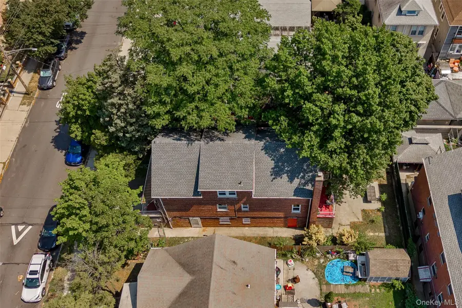 1054 Lydig Avenue, Bronx, NY 10461 - Image #2