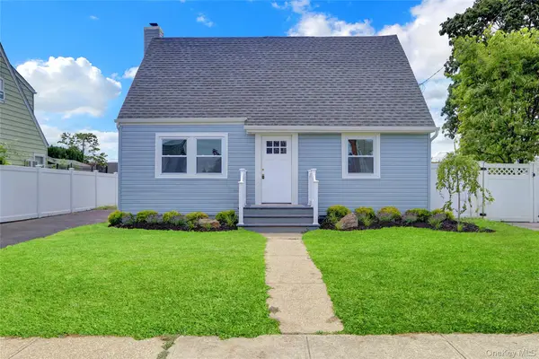 1067 Mirabelle Avenue, Westbury, NY 11590