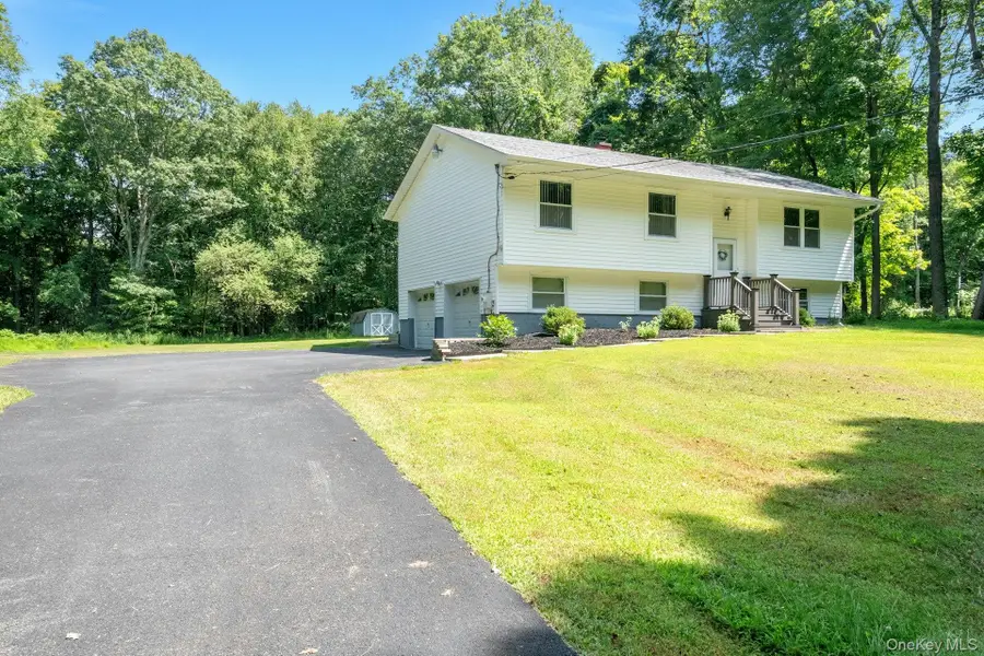 334 Wood Street, Mahopac, NY 10541 - Image #2