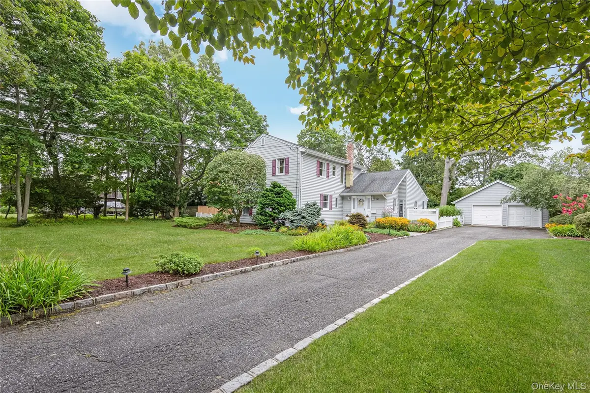90 Academy Street, Bayport, NY 11705 - Image #1