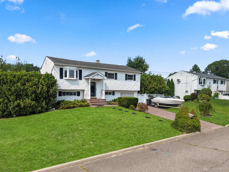 109 Remington Avenue, Selden, NY 11784 - Image #2