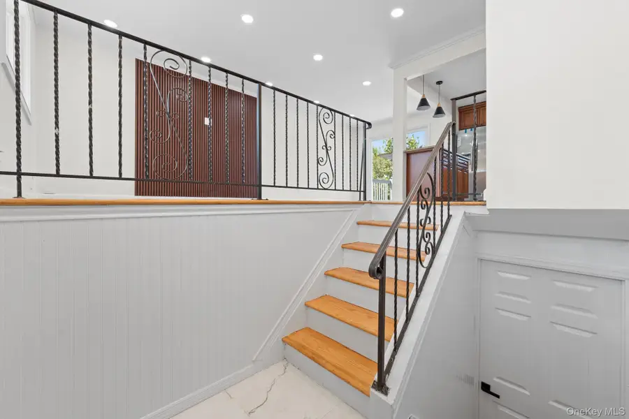 109 Remington Avenue, Selden, NY 11784 - Image #3