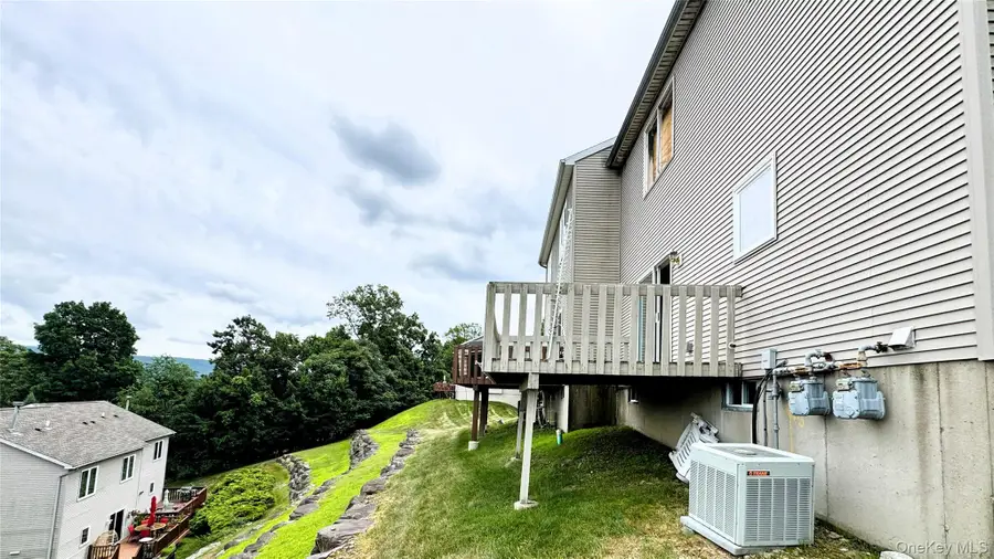 21 Rockridge Drive, Highland Mills, NY 10930 - Image #3