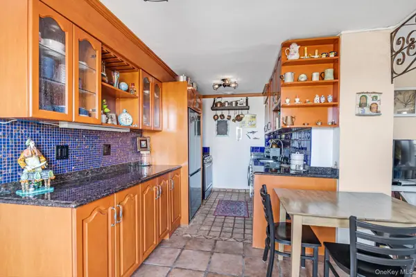 83-60 118th Street #12F, Kew Gardens, NY 11415