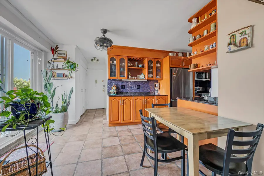 83-60 118th Street #12F, Kew Gardens, NY 11415 - Image #2