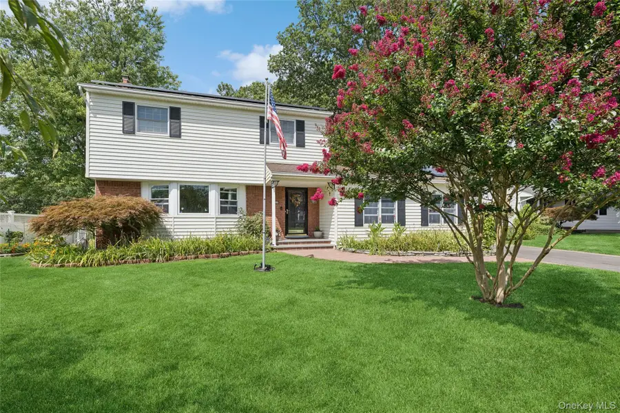 34 Morewood Drive, Smithtown, NY 11787 - Image #2