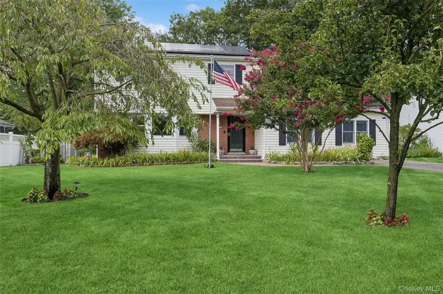 34 Morewood Drive, Smithtown, NY 11787 - Image #3