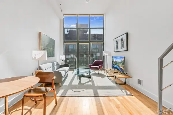 171 N 7th Street #3B, Brooklyn, NY 11211