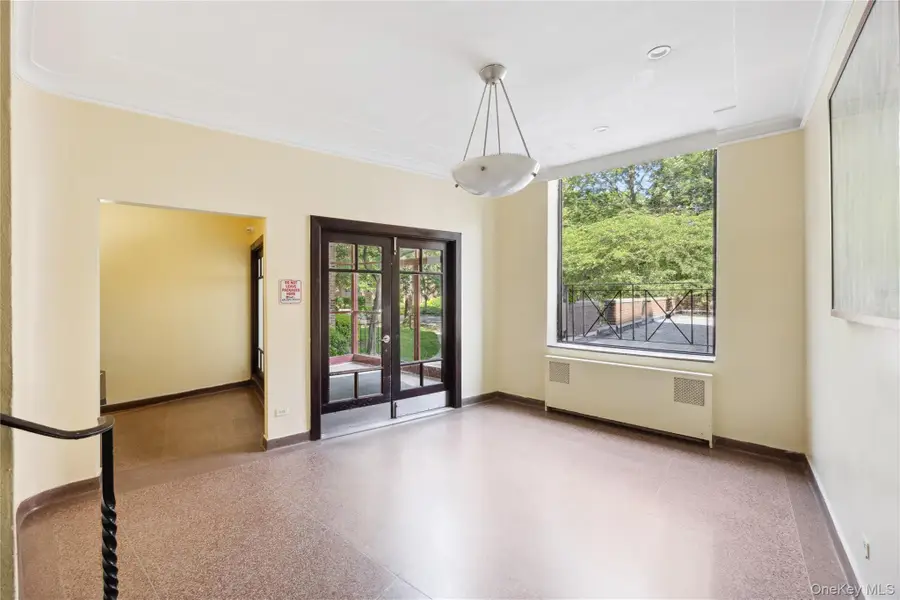 15020 71st Avenue #4K, Flushing, NY 11367 - Image #2