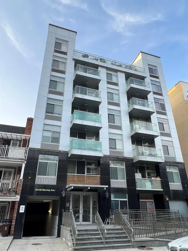 144-69 Barclay Avenue #6A, Flushing, NY 11355