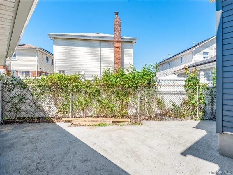 176-27 NW Sunbury Road, Jamaica, NY 11434 - Image #3