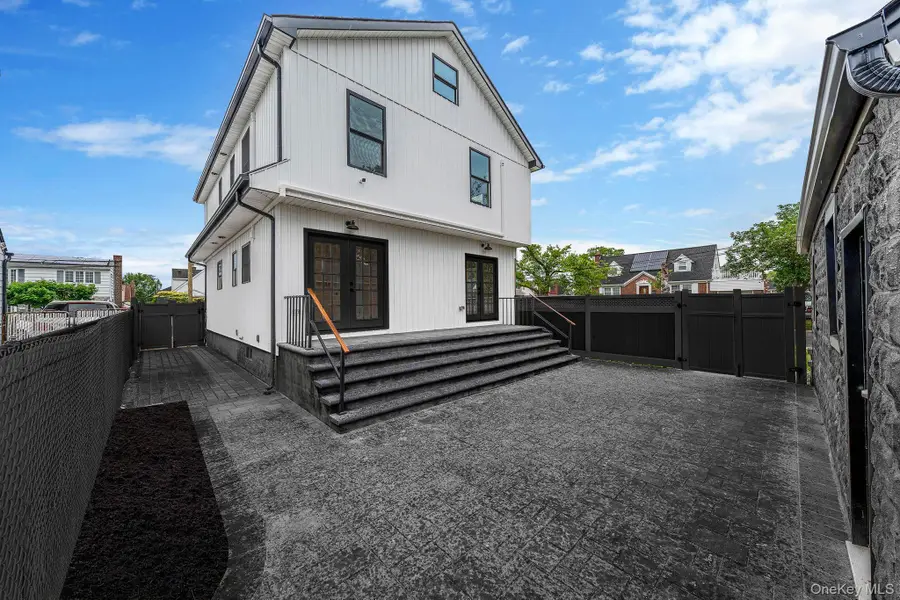 87 Sobro Avenue, Valley Stream, NY 11580 - Image #2