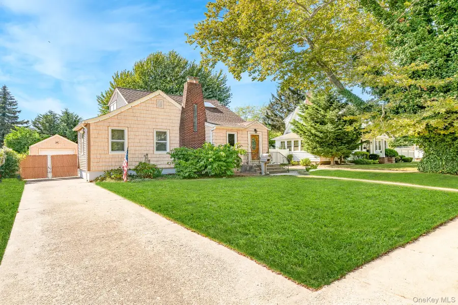 306 Park Avenue, Freeport, NY 11520 - Image #2