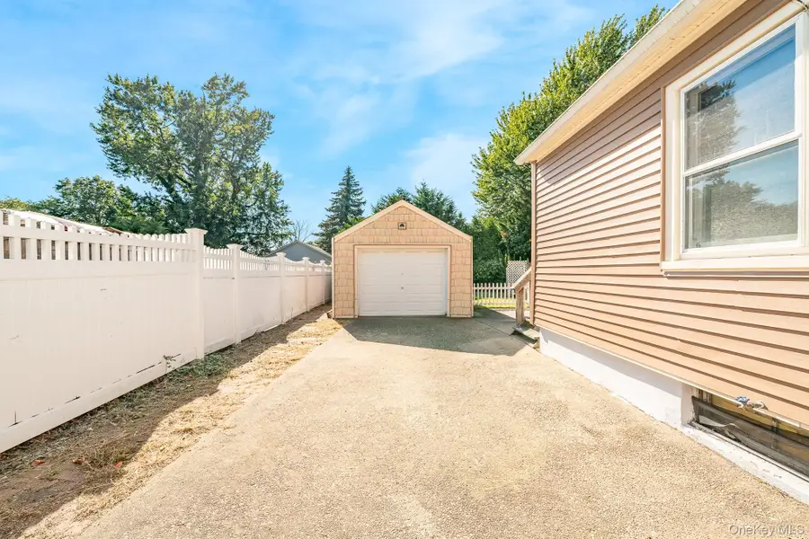 306 Park Avenue, Freeport, NY 11520 - Image #3