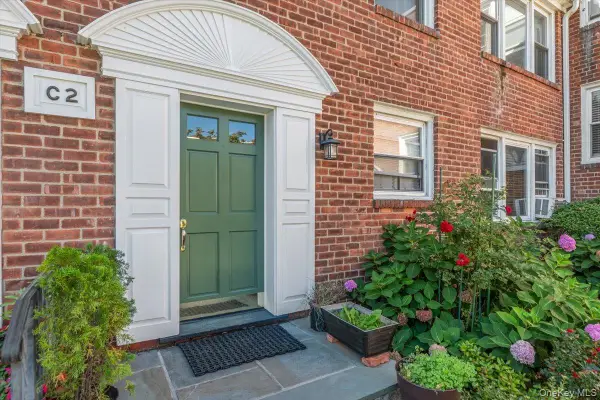 95 N Broadway #C2-6, White Plains, NY 10603